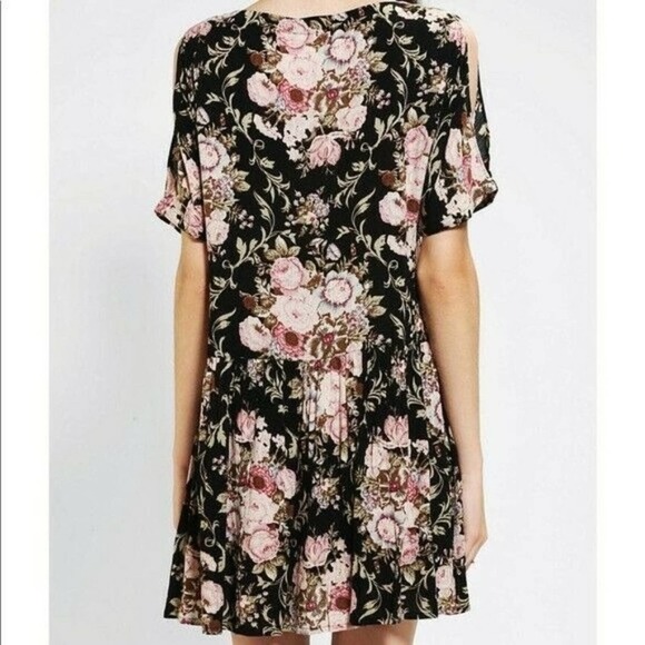 Urban Outfitters Staring At Stars Floral Gauze Cold Shoulder A-Line Dress XS - Picture 3 of 10